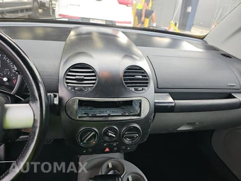 2003 Volkswagen New Beetle Convertible GLS – miniatura 11