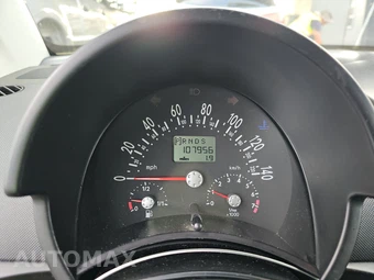2003 Volkswagen New Beetle Convertible GLS – miniatura 12
