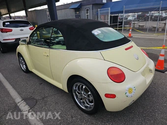 2003 Volkswagen New Beetle Convertible GLS – miniatura 6
