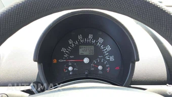 2003 Volkswagen New Beetle Coupe GL Hatchback – miniatura 28