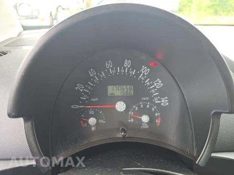 2003 Volkswagen New Beetle Coupe GLS Hatchback – miniatura 9