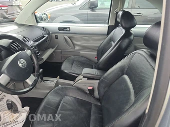 2003 Volkswagen New Beetle GLS Hatchback – miniatura 13