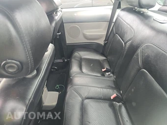 2003 Volkswagen New Beetle GLS Hatchback – miniatura 19
