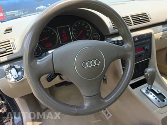 2004 Audi A4 1.8T Sedan – miniatura 10