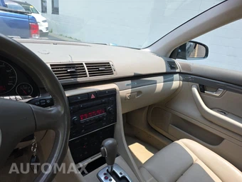 2004 Audi A4 1.8T Sedan – miniatura 11