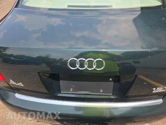 2004 Audi A4 1.8T Sedan – miniatura 16