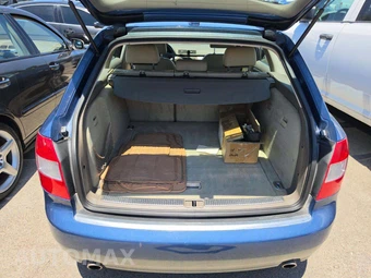2004 Audi A4 Avant 1.8T Wagon – miniatura 14
