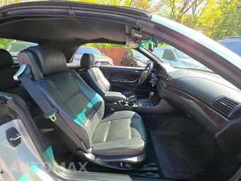 2004 BMW 3 Series Convertible 325Ci – miniatura 18