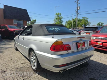 2004 BMW 3 Series Convertible 325Ci – miniatura 2