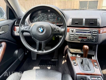 2004 BMW 3 Series Coupe 325Ci - miniatura 13