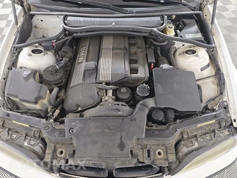 2004 BMW 3 Series Sedan 325i – miniatura 15