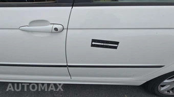2004 BMW 3 Series Sedan 325i – miniatura 22