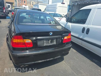 2004 BMW 3 Series Sedan 325xi – miniatura 5