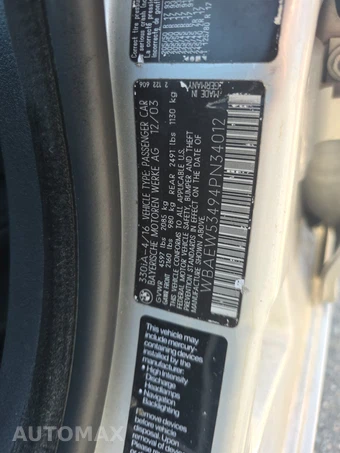 2004 BMW 3 Series Sedan 330xi - miniatura 14