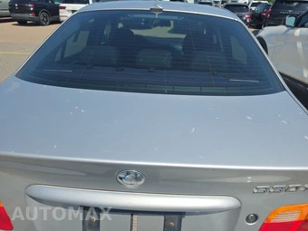 2004 BMW 3 Series Sedan 330xi - miniatura 16