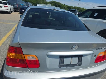 2004 BMW 3 Series Sedan 330xi - miniatura 5