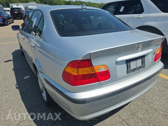 2004 BMW 3 Series Sedan 330xi - miniatura 6