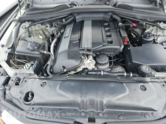2004 BMW 5 Series Sedan 530i - miniatura 15