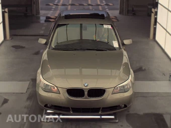 2004 BMW 5 Series Sedan 530i - miniatura 2