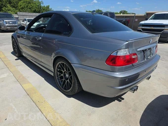 2004 BMW M3 Coupe - miniatura 2