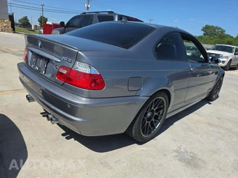 2004 BMW M3 Coupe - miniatura 3