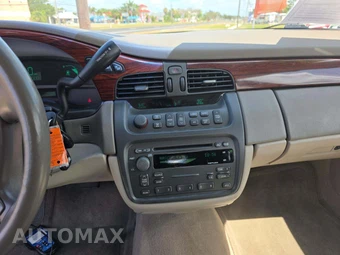 2004 Cadillac DeVille – miniatura 10