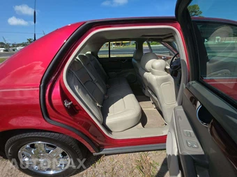 2004 Cadillac DeVille – miniatura 16