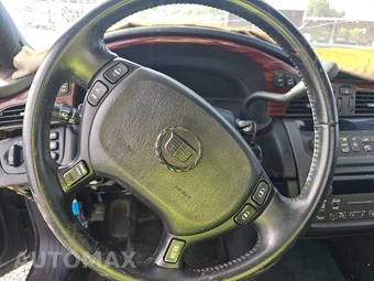 2004 Cadillac DeVille - miniatura 10