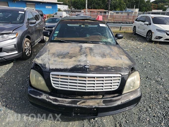 2004 Cadillac DeVille - miniatura 2