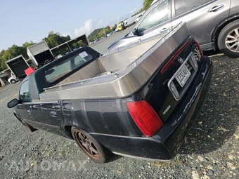 2004 Cadillac DeVille - miniatura 6