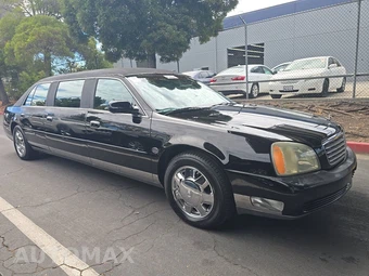 2004 Cadillac DeVille Professional Coachbuilder Limousine Pkg – miniatura 3