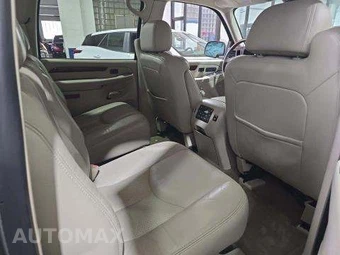 2004 Cadillac Escalade ESV - miniatura 17