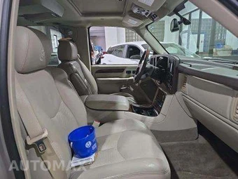 2004 Cadillac Escalade ESV - miniatura 19