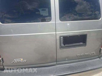 2004 Chevrolet Astro Upfitter Van 1SB 111.2" WB - miniatura 27