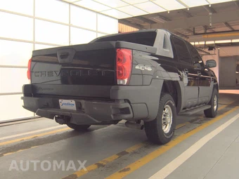 2004 Chevrolet Avalanche 2500 Crew Cab Short Bed – miniatura 4