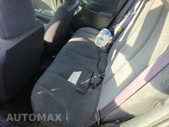 2004 Chevrolet Cavalier LS Sedan 1SA - miniatura 13