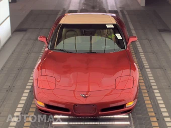 2004 Chevrolet Corvette Convertible - miniatura 2
