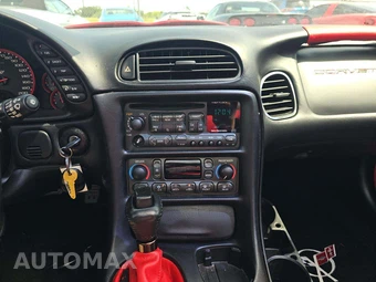 2004 Chevrolet Corvette Convertible - miniatura 7