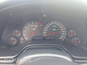 2004 Chevrolet Corvette Convertible - miniatura 9