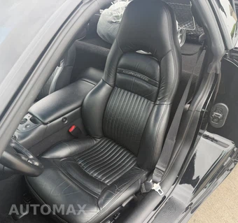2004 Chevrolet Corvette Coupe - miniatura 29