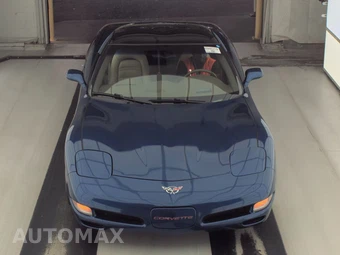 2004 Chevrolet Corvette Coupe – miniatura 2