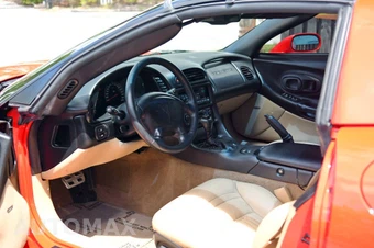 2004 Chevrolet Corvette Coupe - miniatura 16