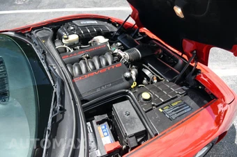 2004 Chevrolet Corvette Coupe - miniatura 23