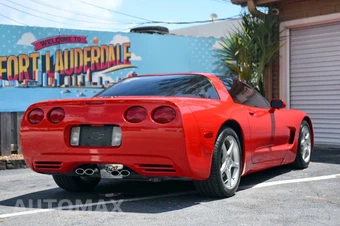 2004 Chevrolet Corvette Coupe - miniatura 26