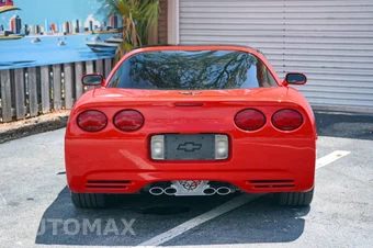 2004 Chevrolet Corvette Coupe - miniatura 27