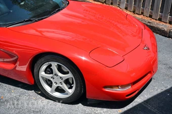 2004 Chevrolet Corvette Coupe - miniatura 35
