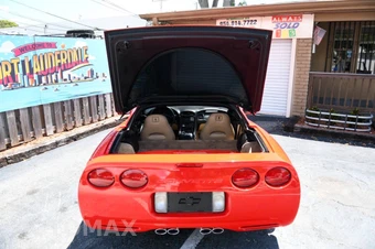 2004 Chevrolet Corvette Coupe - miniatura 39