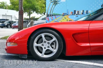 2004 Chevrolet Corvette Coupe - miniatura 6