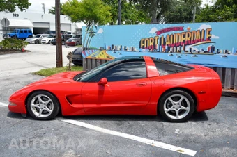 2004 Chevrolet Corvette Coupe - miniatura 7