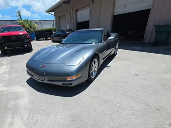 2004 Chevrolet Corvette Coupe